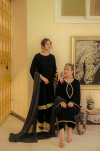 Velvet Stylish Royal Grace 3 Piece Suit