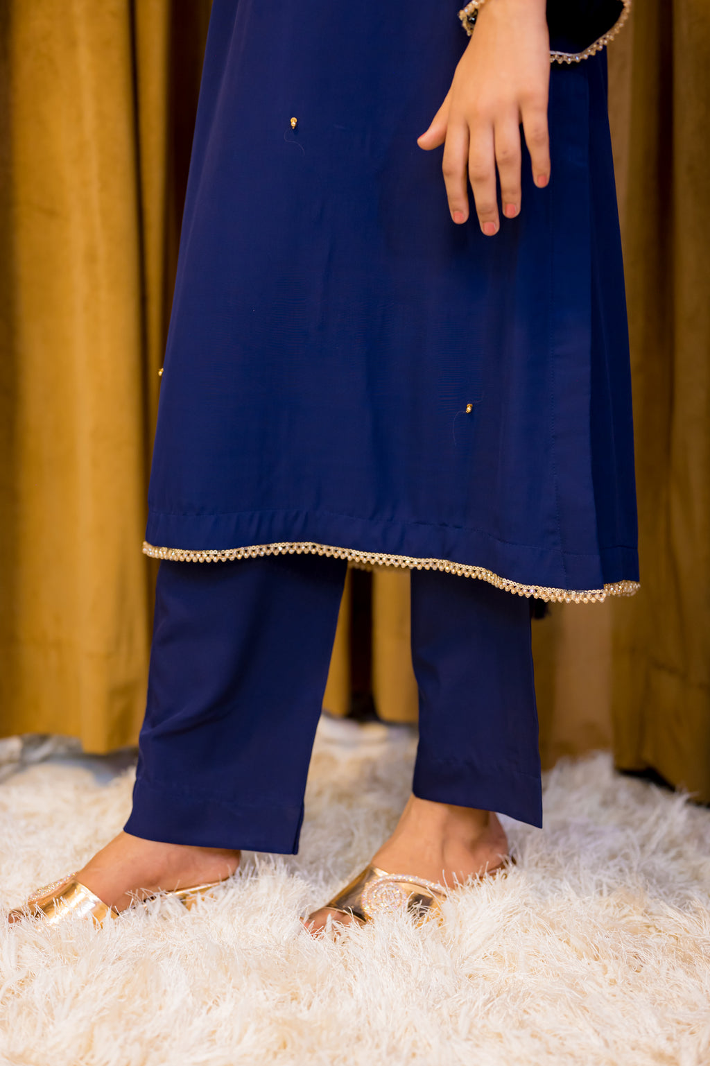 Embroided Neck Georgette 3 Piece Suit